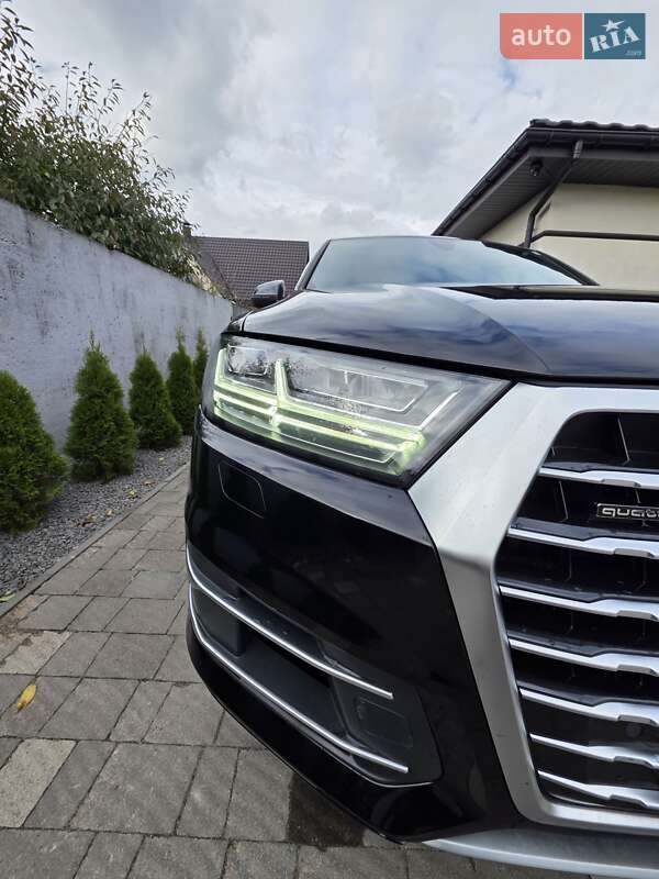 Позашляховик / Кросовер Audi Q7 2018 в Сарнах фото 25 Позашляховик / Кросовер Audi Q7 2018 в Сарнах