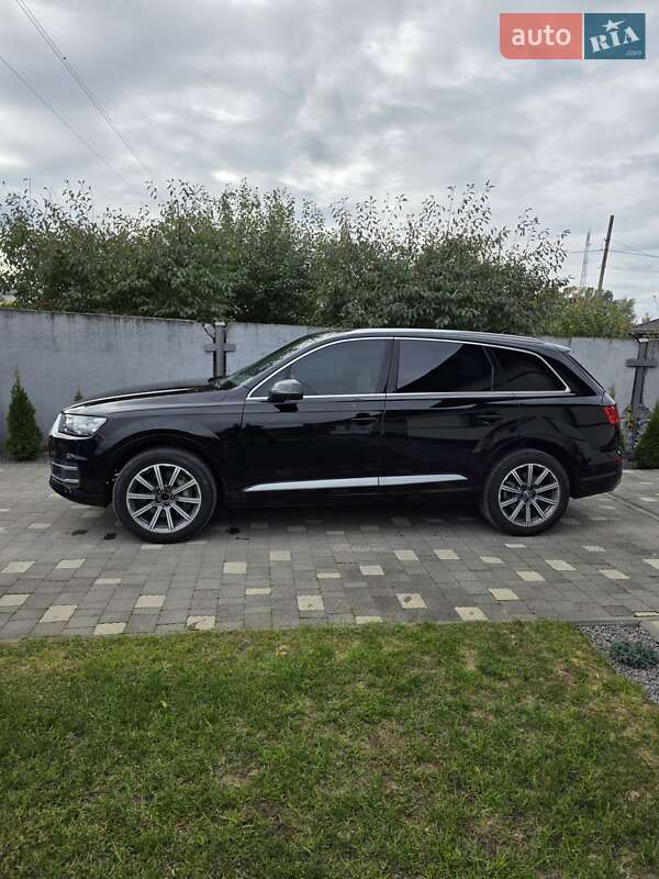 Позашляховик / Кросовер Audi Q7 2018 в Сарнах фото 32 Позашляховик / Кросовер Audi Q7 2018 в Сарнах