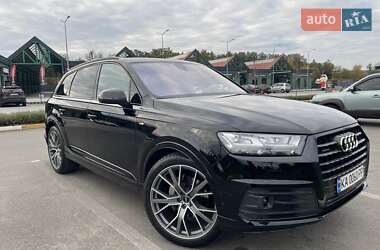 Позашляховик / Кросовер Audi Q7 2017 в  Позашляховик / Кросовер Audi Q7 2017 в