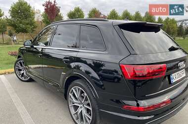 Позашляховик / Кросовер Audi Q7 2017 в  фото 8 Позашляховик / Кросовер Audi Q7 2017 в