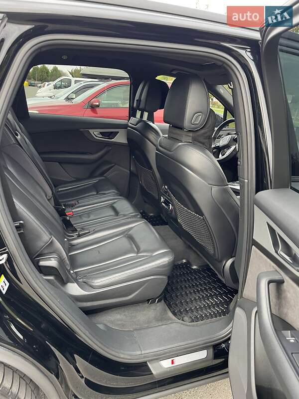 Внедорожник / Кроссовер Audi Q7 2017 в Киеве фото 29 Внедорожник / Кроссовер Audi Q7 2017 в Киеве