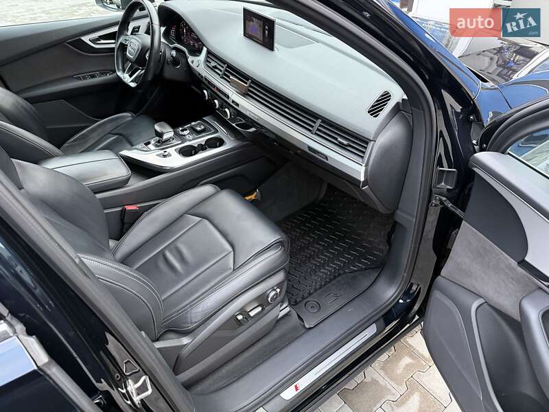 Внедорожник / Кроссовер Audi Q7 2016 в Калуше фото 34 Внедорожник / Кроссовер Audi Q7 2016 в Калуше