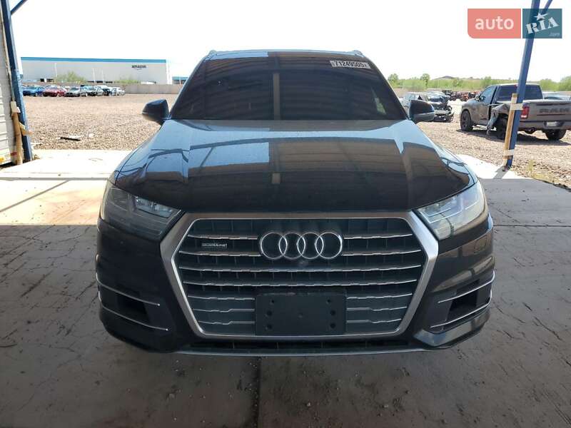 Позашляховик / Кросовер Audi Q7 2018 в Києві