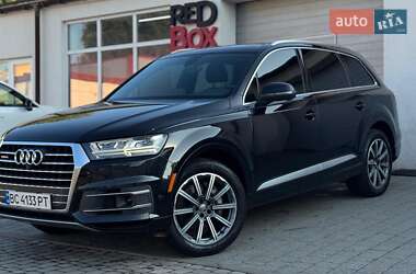 Позашляховик / Кросовер Audi Q7 2017 в 