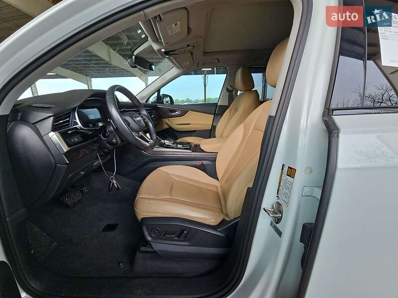 Внедорожник / Кроссовер Audi Q7 2020 в Киеве