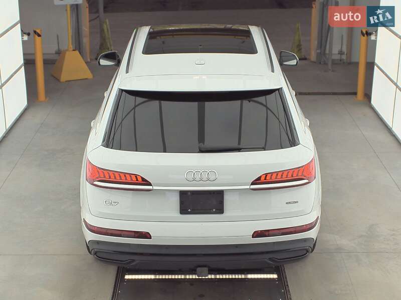 Внедорожник / Кроссовер Audi Q7 2020 в Киеве