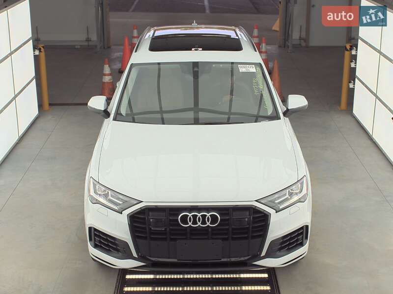 Внедорожник / Кроссовер Audi Q7 2020 в Киеве