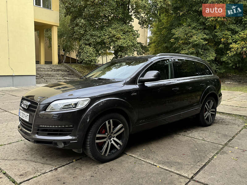 Внедорожник / Кроссовер Audi Q7 2006 в Луцке