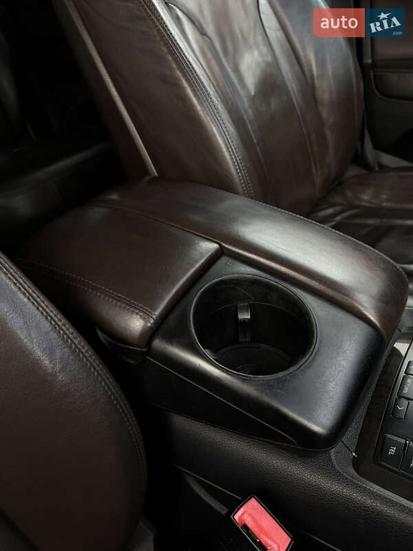 Внедорожник / Кроссовер Audi Q7 2006 в Луцке