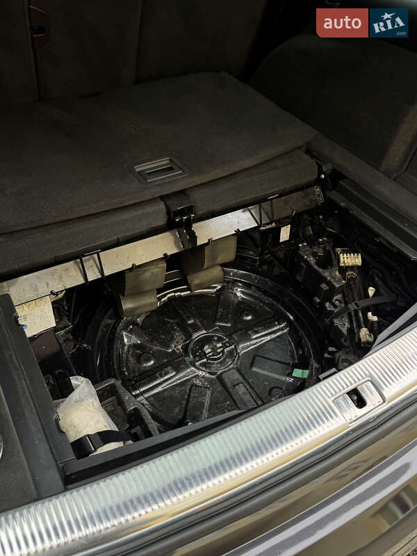 Внедорожник / Кроссовер Audi Q7 2006 в Луцке