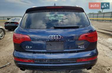 Позашляховик / Кросовер Audi Q7 2014 в 