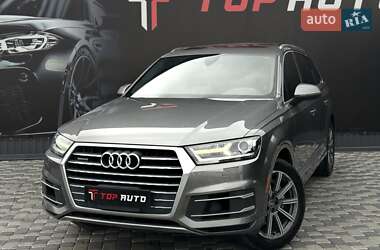 Позашляховик / Кросовер Audi Q7 2017 в  фото 4 Позашляховик / Кросовер Audi Q7 2017 в