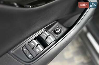 Позашляховик / Кросовер Audi Q7 2017 в  фото 27 Позашляховик / Кросовер Audi Q7 2017 в