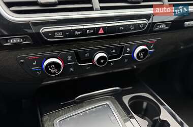 Позашляховик / Кросовер Audi Q7 2017 в  фото 46 Позашляховик / Кросовер Audi Q7 2017 в