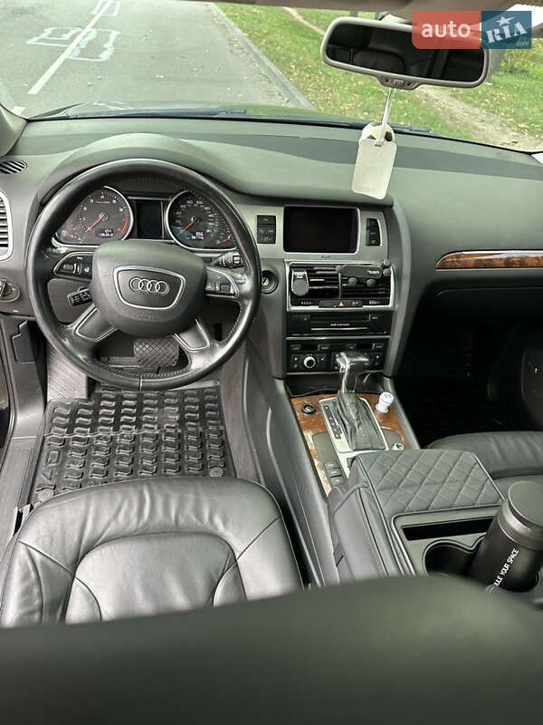 Позашляховик / Кросовер Audi Q7 2013 в Києві фото 12 Позашляховик / Кросовер Audi Q7 2013 в Києві