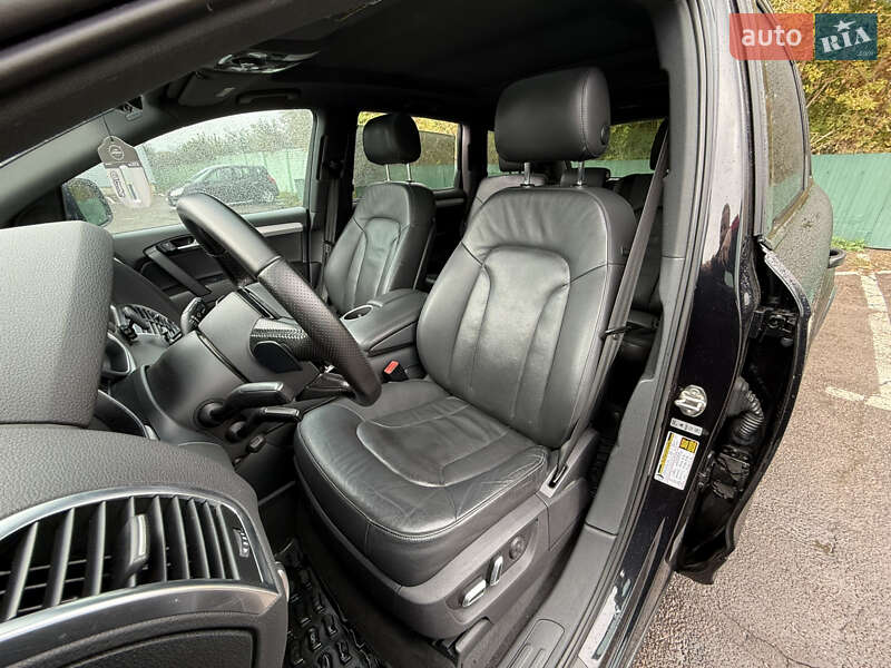 Позашляховик / Кросовер Audi Q7 2014 в Дубні