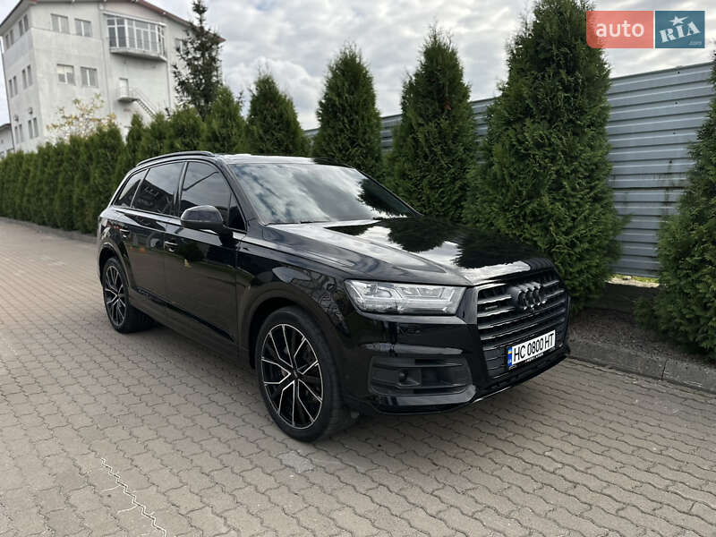 Позашляховик / Кросовер Audi Q7 2018 в Львові
