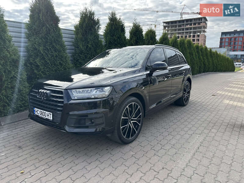 Позашляховик / Кросовер Audi Q7 2018 в Львові