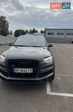 Внедорожник / Кроссовер Audi Q7 2015 в Ровно