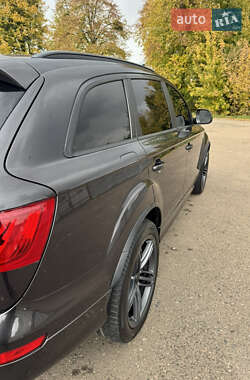 Позашляховик / Кросовер Audi Q7 2015 в  фото 5 Позашляховик / Кросовер Audi Q7 2015 в