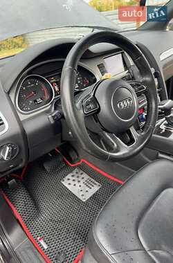 Позашляховик / Кросовер Audi Q7 2015 в  фото 15 Позашляховик / Кросовер Audi Q7 2015 в