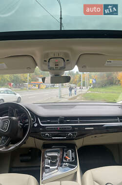 Внедорожник / Кроссовер Audi Q7 2018 в 