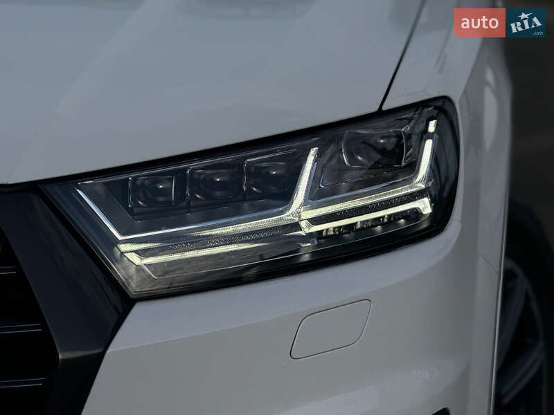 Позашляховик / Кросовер Audi Q7 2017 в Одесі фото 7 Позашляховик / Кросовер Audi Q7 2017 в Одесі