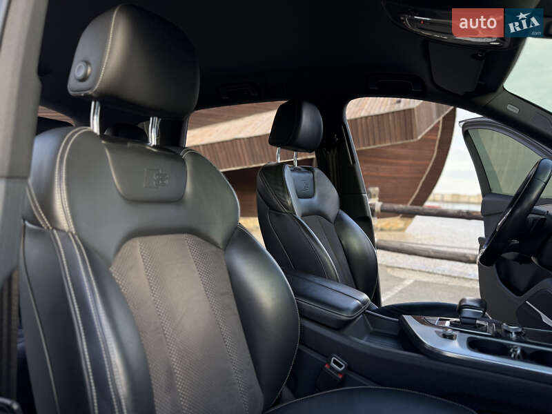 Позашляховик / Кросовер Audi Q7 2017 в Одесі фото 56 Позашляховик / Кросовер Audi Q7 2017 в Одесі