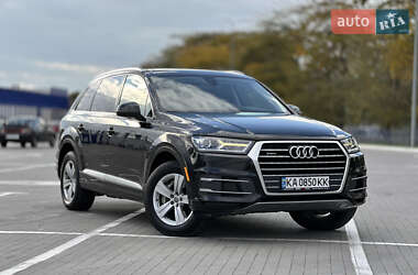 Позашляховик / Кросовер Audi Q7 2017 в  фото 10 Позашляховик / Кросовер Audi Q7 2017 в