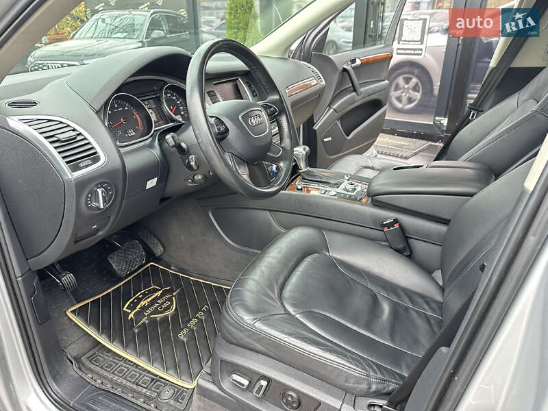 Позашляховик / Кросовер Audi Q7 2015 в Харкові