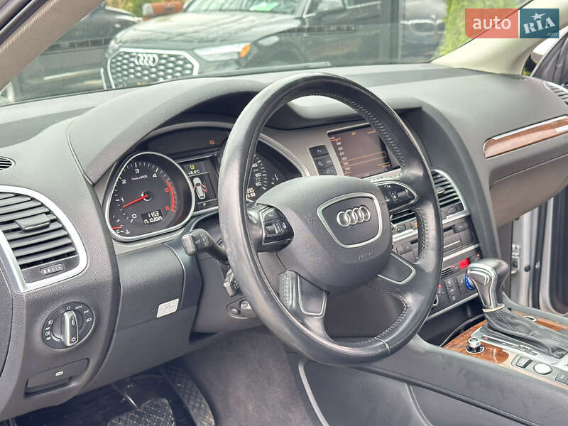 Позашляховик / Кросовер Audi Q7 2015 в Харкові