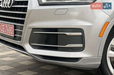 Позашляховик / Кросовер Audi Q7 2015 в  фото 10 Позашляховик / Кросовер Audi Q7 2015 в