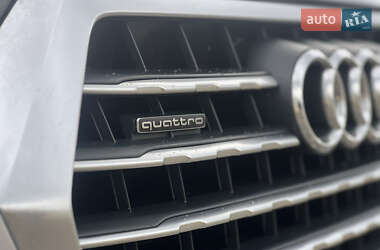 Позашляховик / Кросовер Audi Q7 2015 в  фото 33 Позашляховик / Кросовер Audi Q7 2015 в