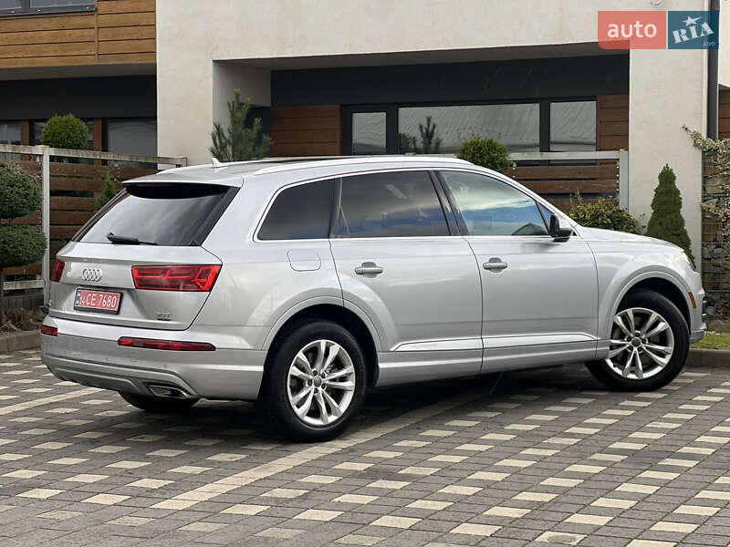 Внедорожник / Кроссовер Audi Q7 2015 в Стрые