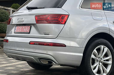 Позашляховик / Кросовер Audi Q7 2015 в  фото 55 Позашляховик / Кросовер Audi Q7 2015 в