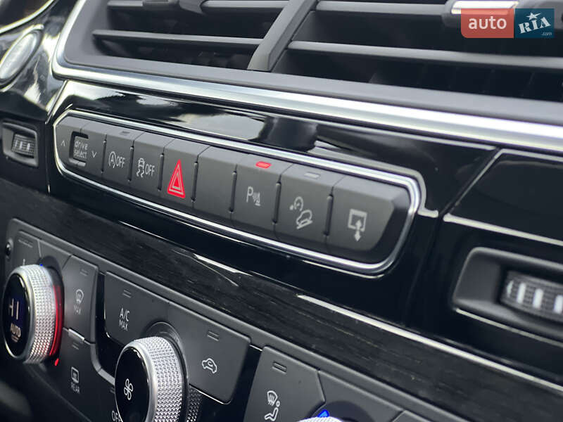 Внедорожник / Кроссовер Audi Q7 2015 в Стрые