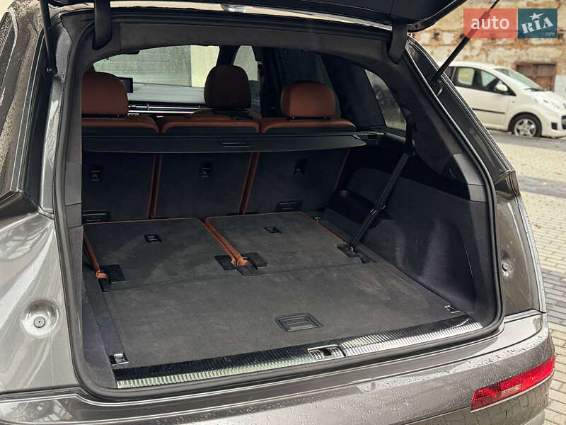 Позашляховик / Кросовер Audi Q7 2018 в Хмельницькому фото 28 Позашляховик / Кросовер Audi Q7 2018 в Хмельницькому