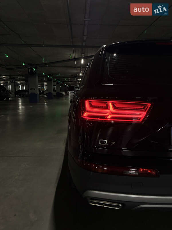 Внедорожник / Кроссовер Audi Q7 2018 в Харькове фото 6 Внедорожник / Кроссовер Audi Q7 2018 в Харькове