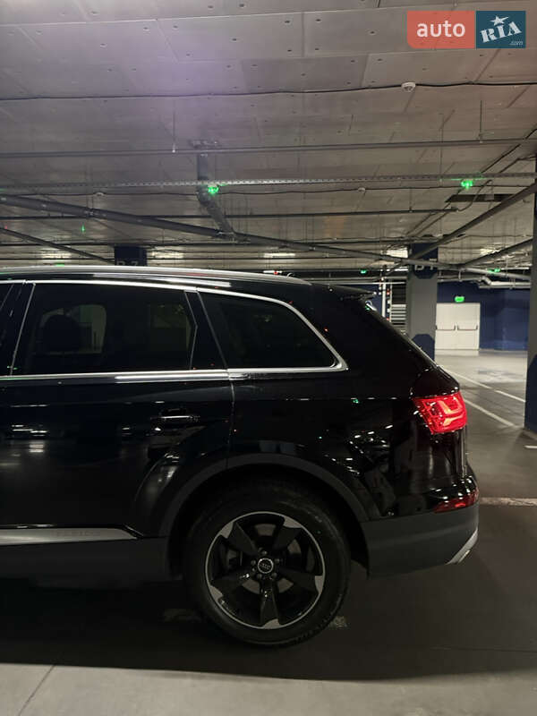Внедорожник / Кроссовер Audi Q7 2018 в Харькове фото 11 Внедорожник / Кроссовер Audi Q7 2018 в Харькове