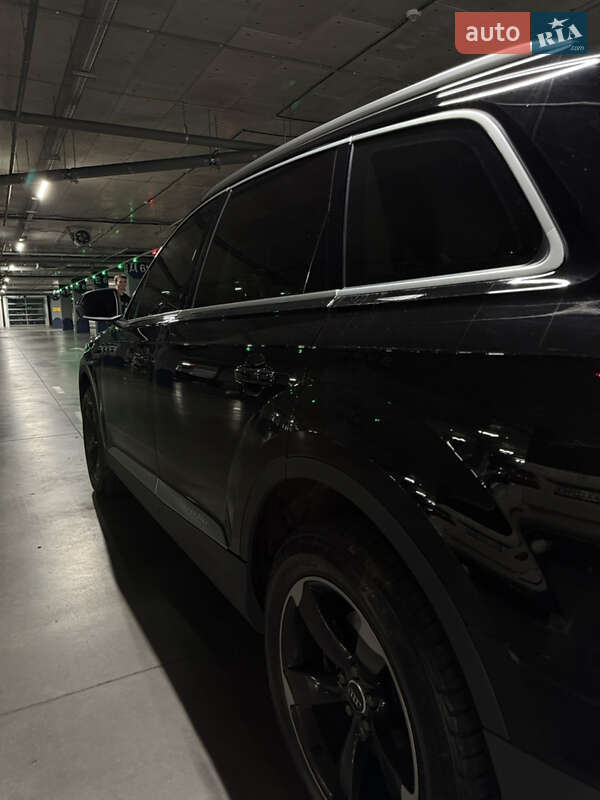 Внедорожник / Кроссовер Audi Q7 2018 в Харькове фото 18 Внедорожник / Кроссовер Audi Q7 2018 в Харькове