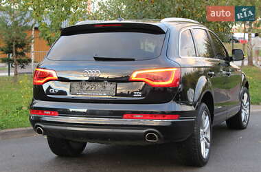Позашляховик / Кросовер Audi Q7 2014 в  фото 12 Позашляховик / Кросовер Audi Q7 2014 в
