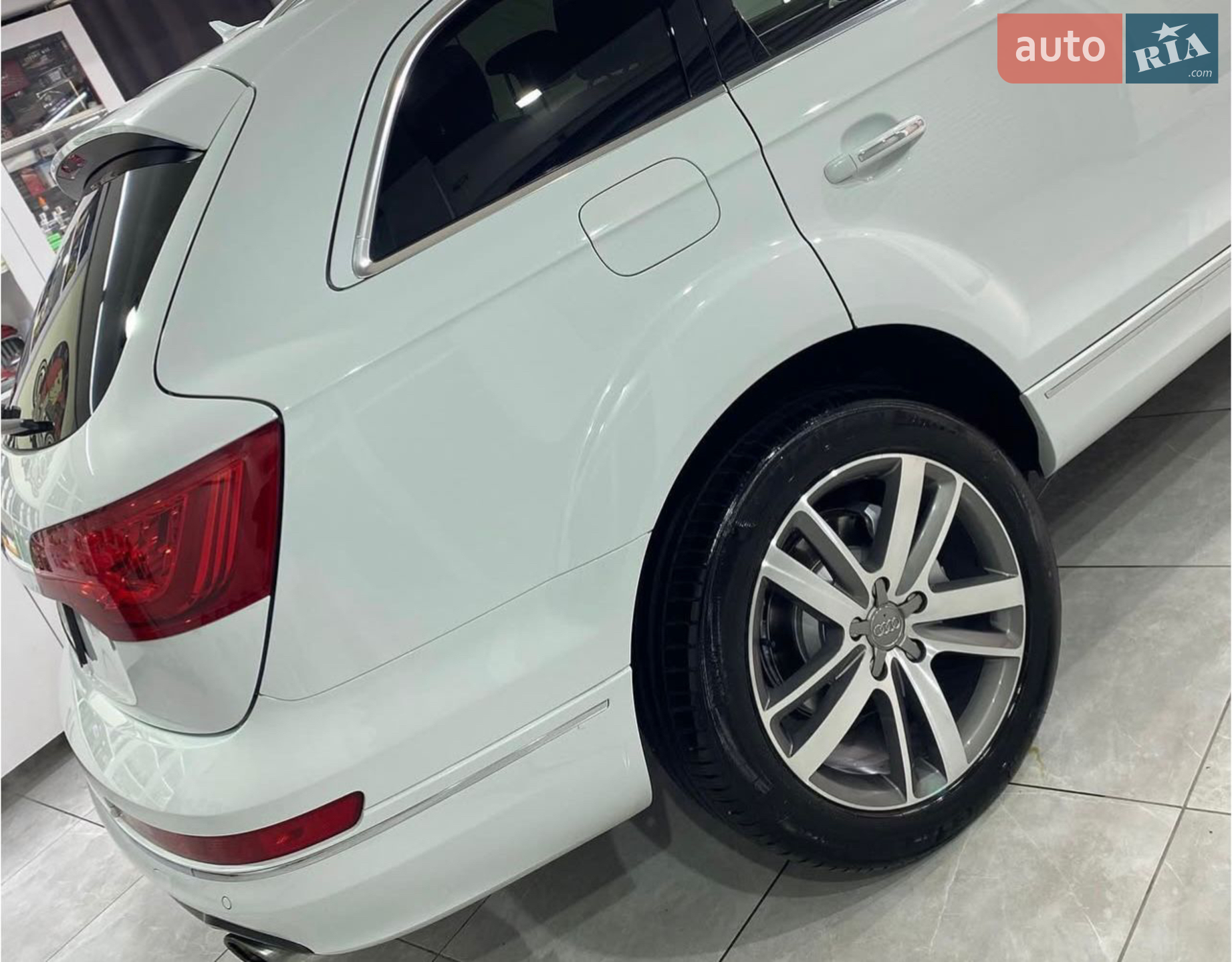 2013 Audi Q7 - мініатюра 2