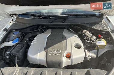 Позашляховик / Кросовер Audi Q7 2013 в 