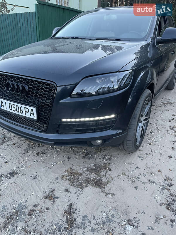 Внедорожник / Кроссовер Audi Q7 2007 в Буче