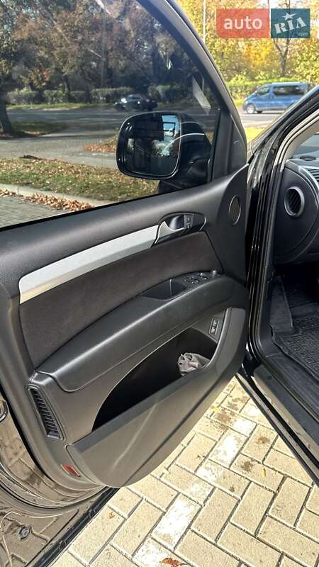 Позашляховик / Кросовер Audi Q7 2007 в Львові