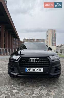 Внедорожник / Кроссовер Audi Q7 2016 в Днепре