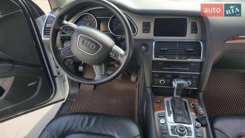 Позашляховик / Кросовер Audi Q7 2014 в Одесі