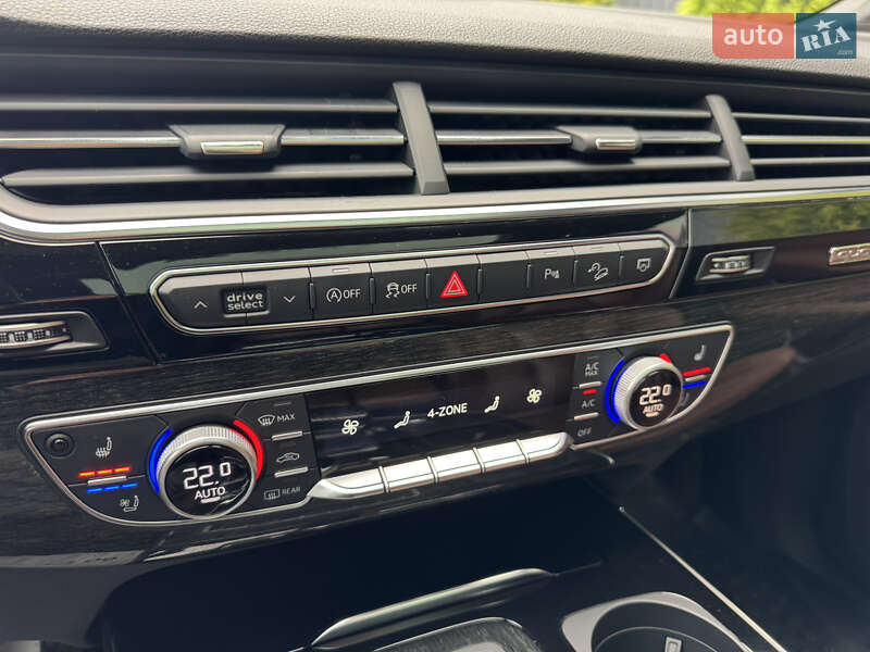 Позашляховик / Кросовер Audi Q7 2018 в Рівному фото 23 Позашляховик / Кросовер Audi Q7 2018 в Рівному