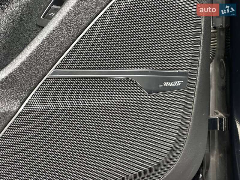 Позашляховик / Кросовер Audi Q7 2016 в Львові
