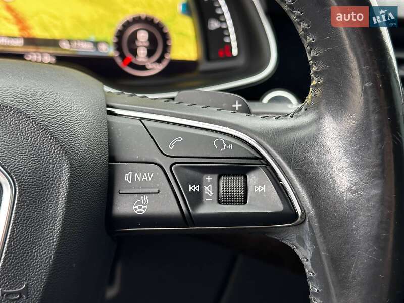 Позашляховик / Кросовер Audi Q7 2016 в Львові